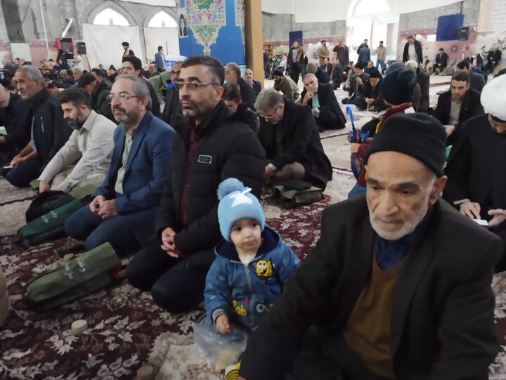 تصاویر/ نمازعبادی سیاسی جمعه کاشان