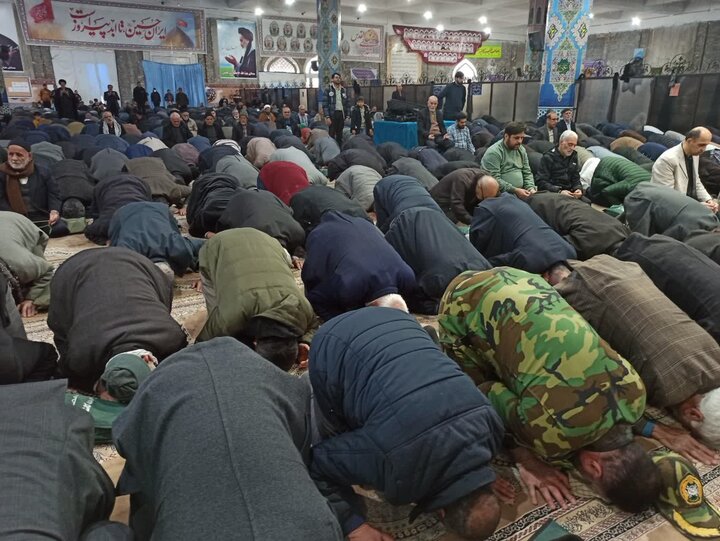 تصاویر/ نمازعبادی سیاسی جمعه کاشان