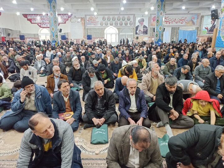 تصاویر/ نمازعبادی سیاسی جمعه کاشان