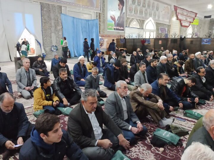 تصاویر/ نمازعبادی سیاسی جمعه کاشان