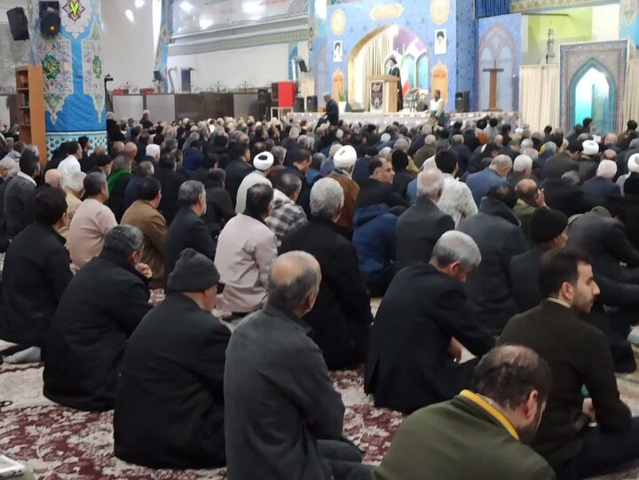 تصاویر/ نمازعبادی سیاسی جمعه کاشان