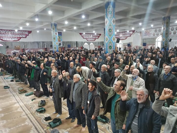 تصاویر/ نمازعبادی سیاسی جمعه کاشان