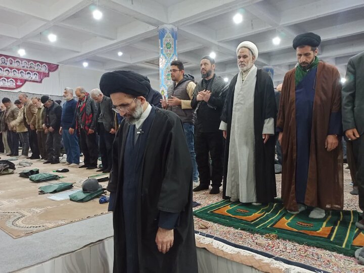 تصاویر/ نمازعبادی سیاسی جمعه کاشان