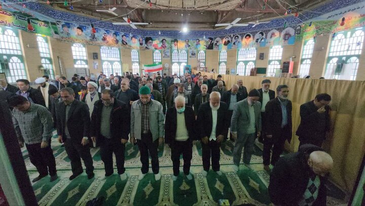 تصاویر/ نمازجمعه عبادی سیاسی جمعه نطنز