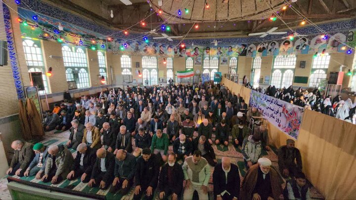 تصاویر/ نمازجمعه عبادی سیاسی جمعه نطنز