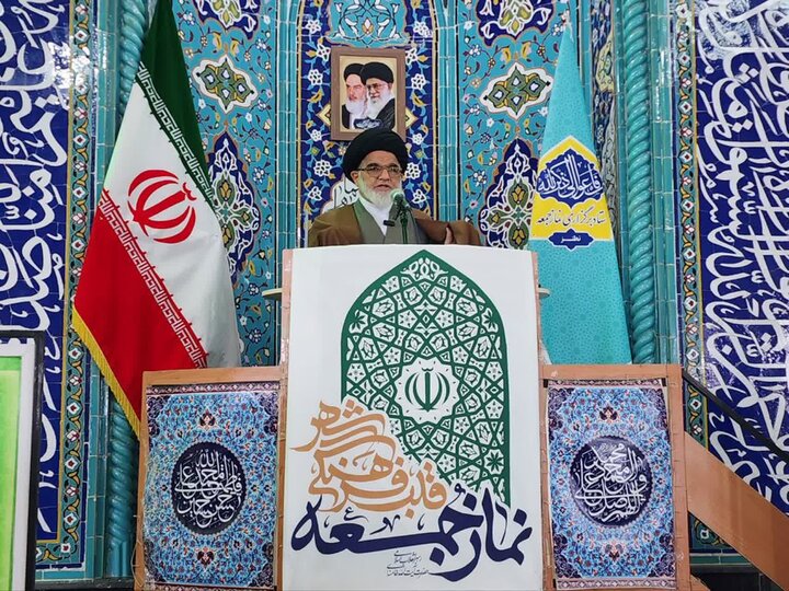 تصاویر/ نمازجمعه عبادی سیاسی جمعه نطنز