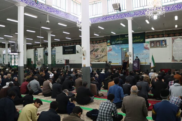 تصاویر/ نمازجمعه محمدآباد و حومه شرقی یزد