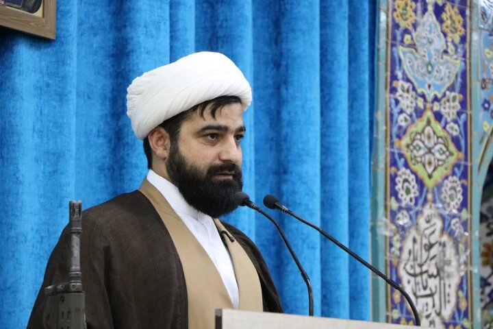 تصاویر/ اقامه نماز جمعه در شهرستان دهلران