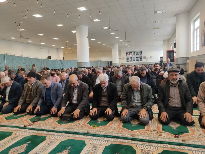 تصاویر/ اقامه نماز جمعه شهر کشکوئیه