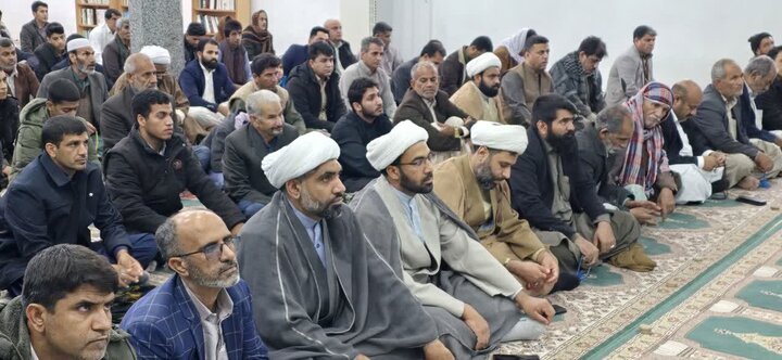 تصاویر/ اقامه نماز جمعه شهر ریگان