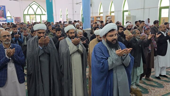 تصاویر/ اقامه نماز جمعه شهر ریگان