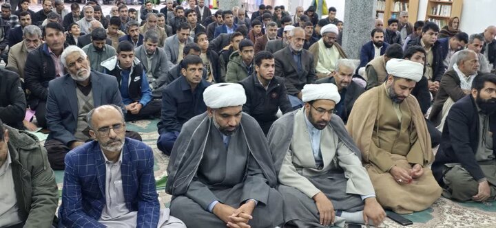 تصاویر/ اقامه نماز جمعه شهر ریگان