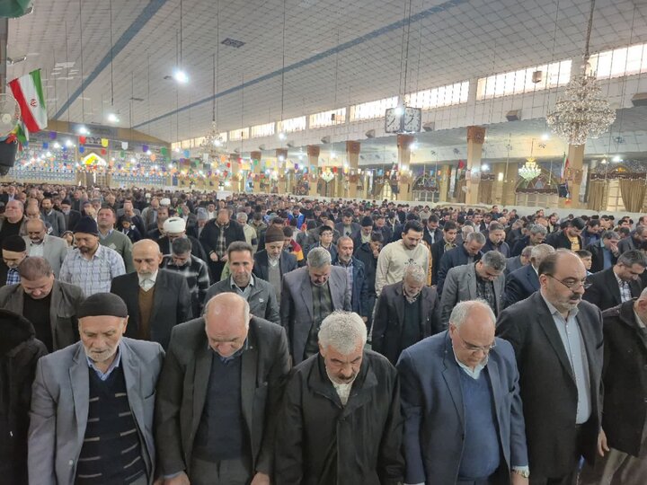 تصاویر/ نماز عبادی سیاسی جمعه در پاکدشت