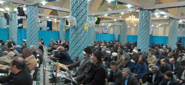 تصاویر/ اقامه نماز جمعه شهر انار