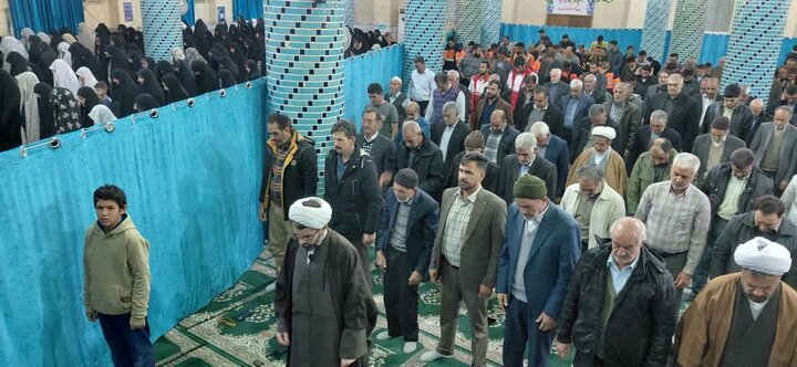 تصاویر/ اقامه نماز جمعه شهر انار