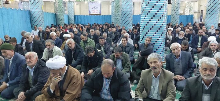 تصاویر/ اقامه نماز جمعه شهر انار