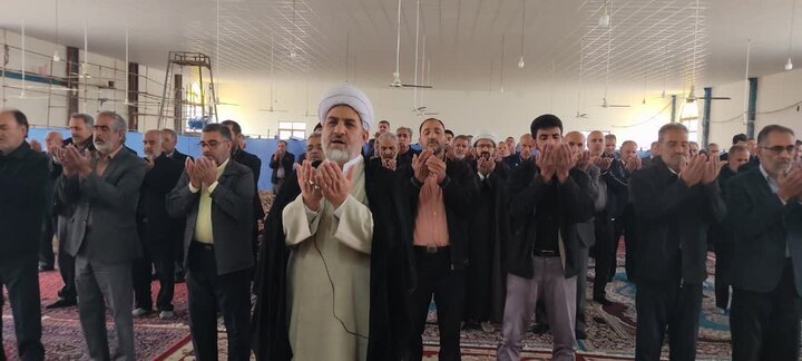 تصاویر/ اقامه نماز جمعه شهر صفائیه