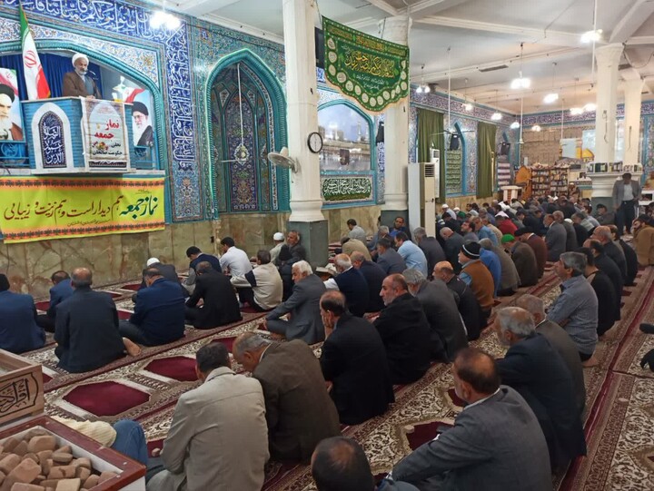 نماز جمعه برازجان به روایت تصویر