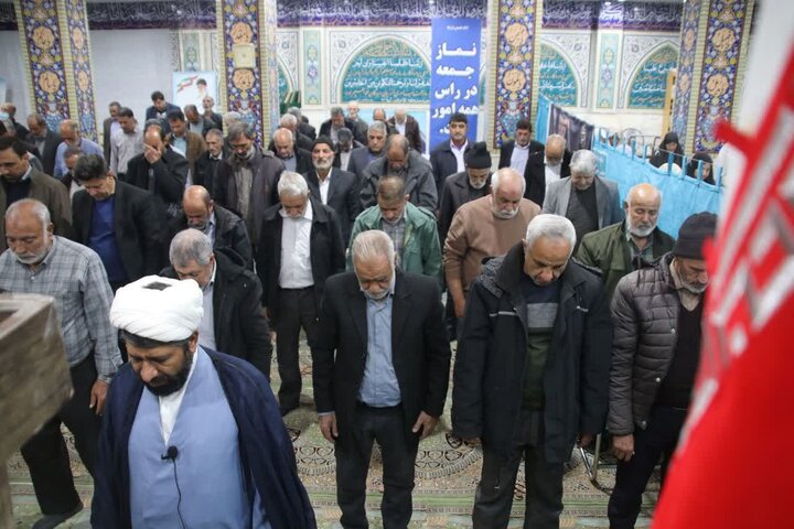 تصاویر/ اقامه نماز جمعه شهر پاریز