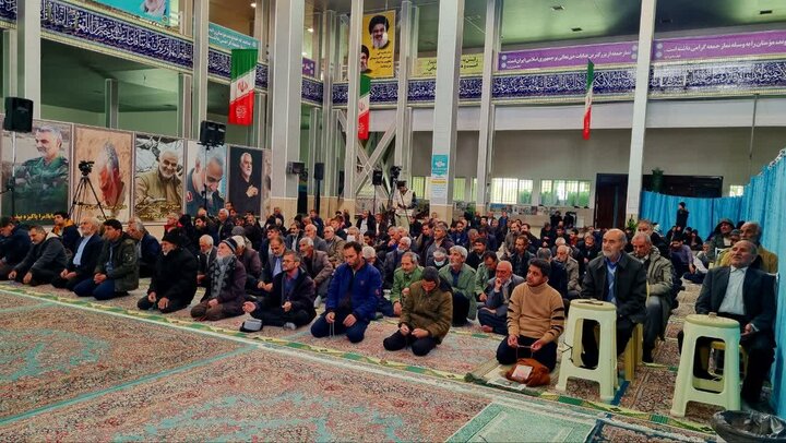 تصاویر/ اقامه نماز جمعه شهر رابر