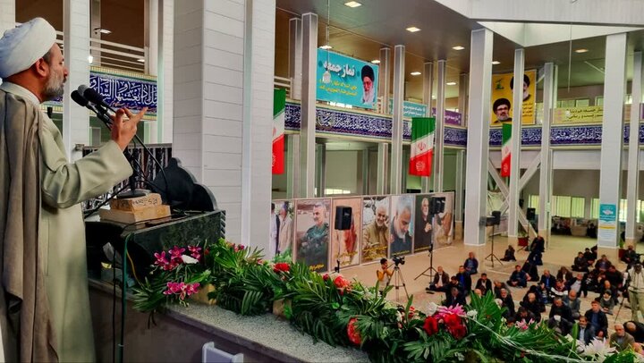 تصاویر/ اقامه نماز جمعه شهر رابر