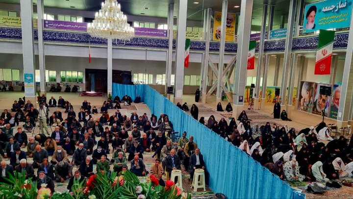 تصاویر/ اقامه نماز جمعه شهر رابر