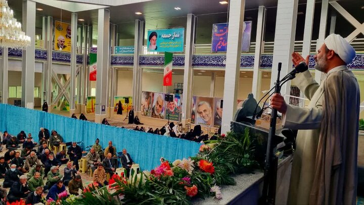 تصاویر/ اقامه نماز جمعه شهر رابر