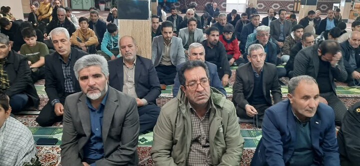 تصاویر/ اقامه نماز جمعه شهرستان دندی