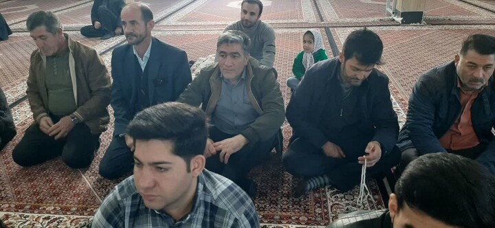 تصاویر/ اقامه نماز جمعه شهرستان دندی