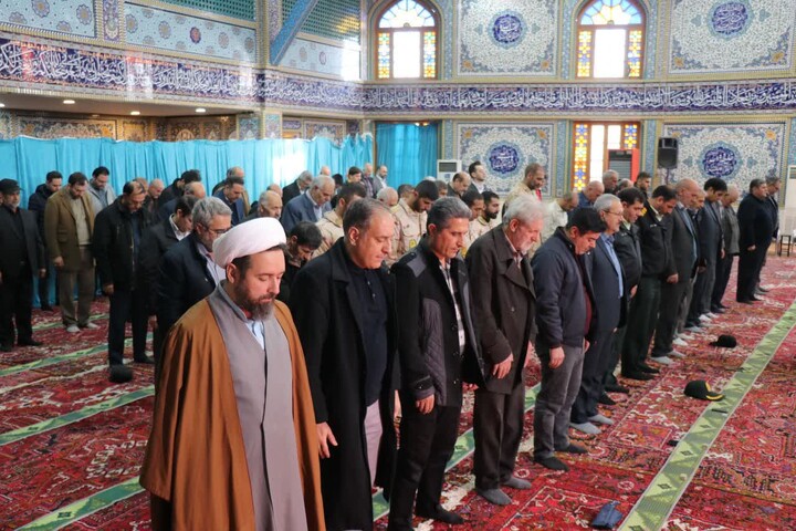 تصاویر/ اقامه نماز جمعه شهرستان جلفا