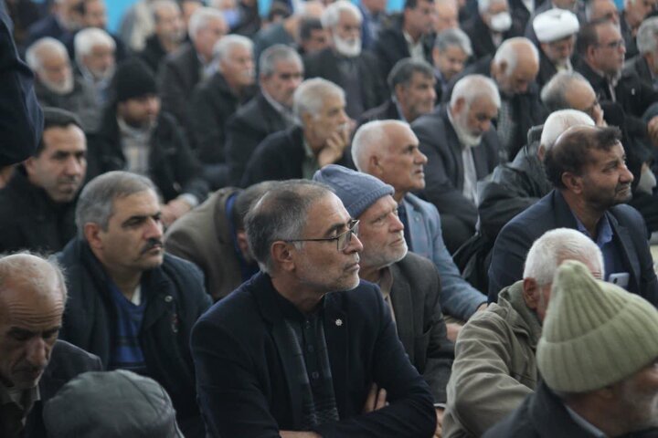 تصاویر/ اقامه نماز جمعه شهربابک