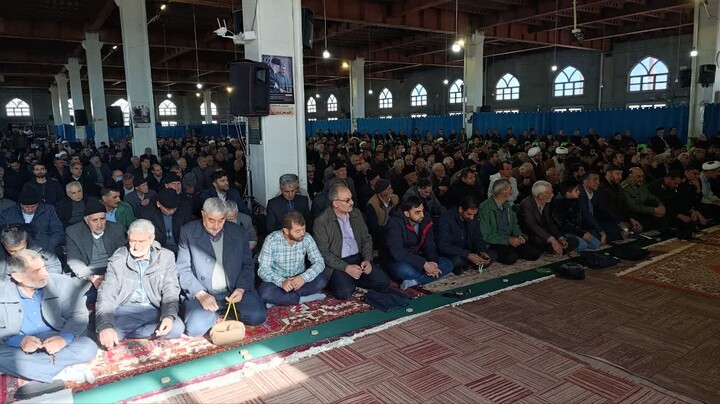 تصاویر/ اقامه نماز جمعه شهرستان سراب