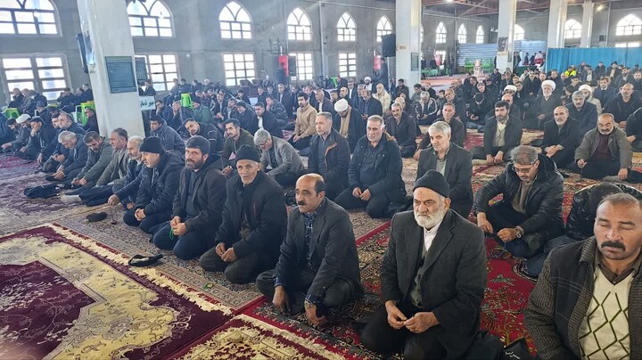 تصاویر/ اقامه نماز جمعه شهرستان سراب