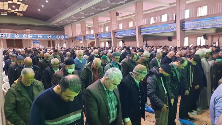 تصاویر/اقامه نماز عبادی سیاسی جمعه در مصلی خمین