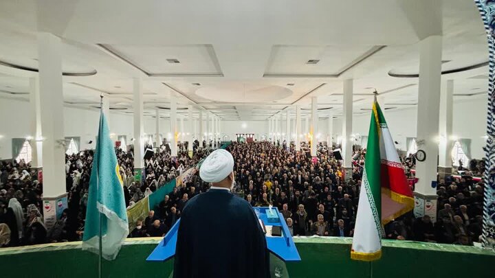 تصاویر/اقامه نماز عبادی سیاسی جمعه در مصلی امام علی (ع)ساوه