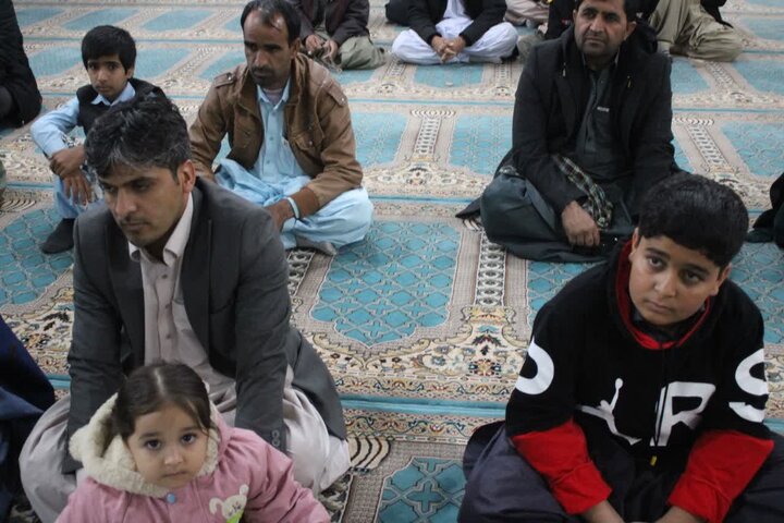 تصاویر/ اقامه نماز جمعه شهر جازموریان