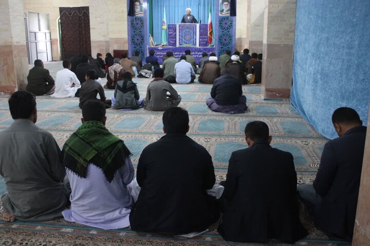 تصاویر/ اقامه نماز جمعه شهر جازموریان