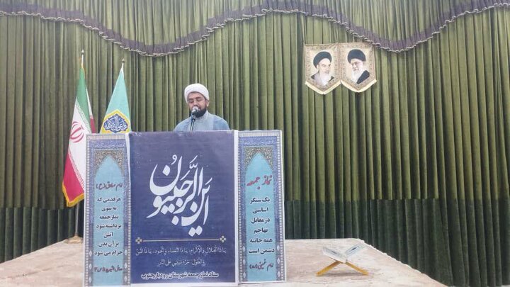 تصاویر/ اقامه نماز جمعه شهر رودبارجنوب