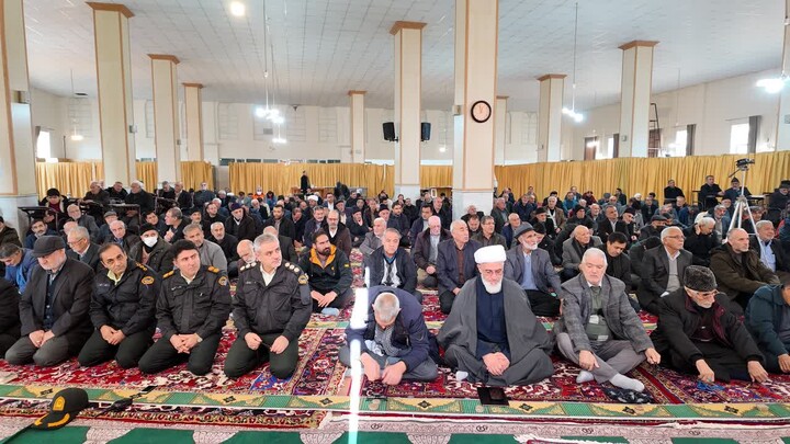 تصاویر/ اقامه نماز جمعه شهرستان هادیشهر