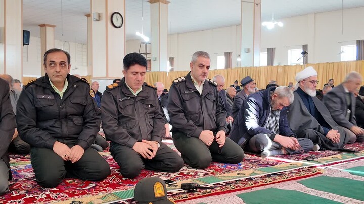 تصاویر/ اقامه نماز جمعه شهرستان هادیشهر