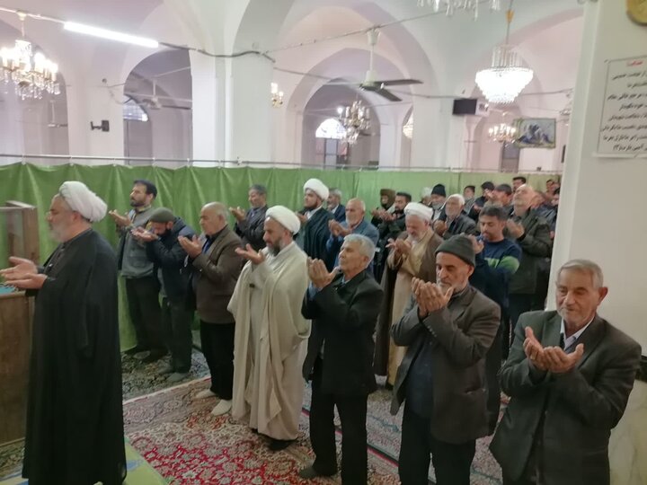 تصاویر/ اقامه نماز جمعه شهر کاظم آباد