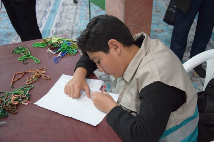 تصاویر/ نمازجمعه عبادی سیاسی جمعه آران وبیدگلتصاویر/