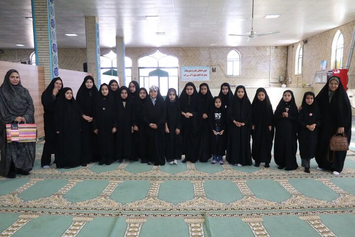 تصاویر/ اقامه نماز جمعه شهر زیدآباد