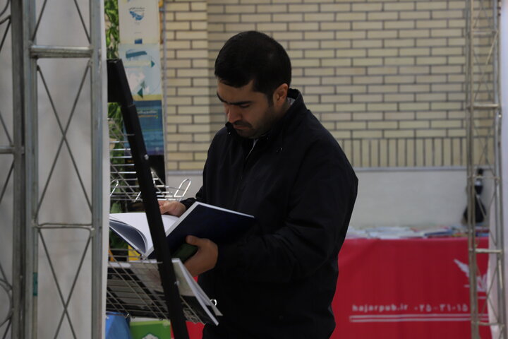 دومین نمایشگاه دستاورد های پژوهشی مدارس علمیهٔ خواهران استان قم