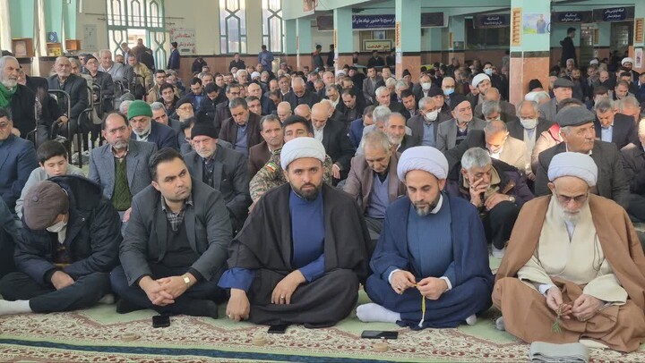 تصاویر/ اقامه نماز جمعه شهرستان پارس آباد