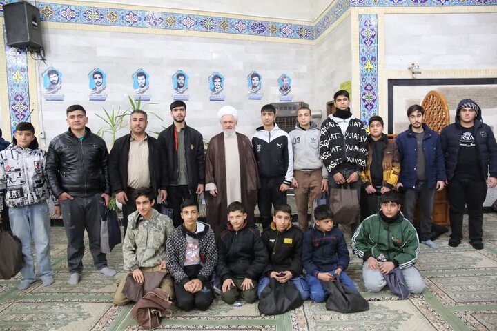 تصاویر / اقامه نماز جمعه در مصلی های شهرستان های استان همدان