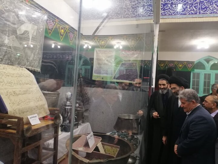 تصاویر/ رو نمایی الواح ثبتی آئین های عزاداری محرم، هیئت سقایی علی اکبر بیدگل