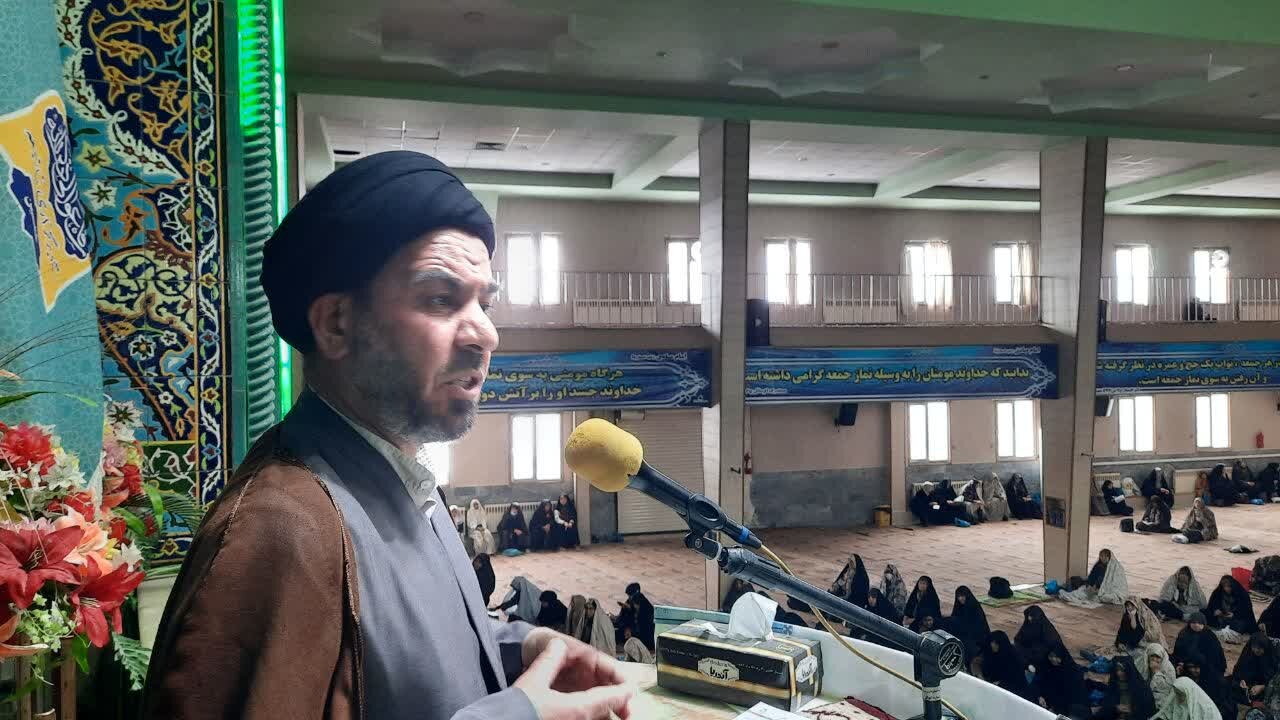 صله رحم در شب یلدا، زیربنای نهاد خانواده اسلامی است