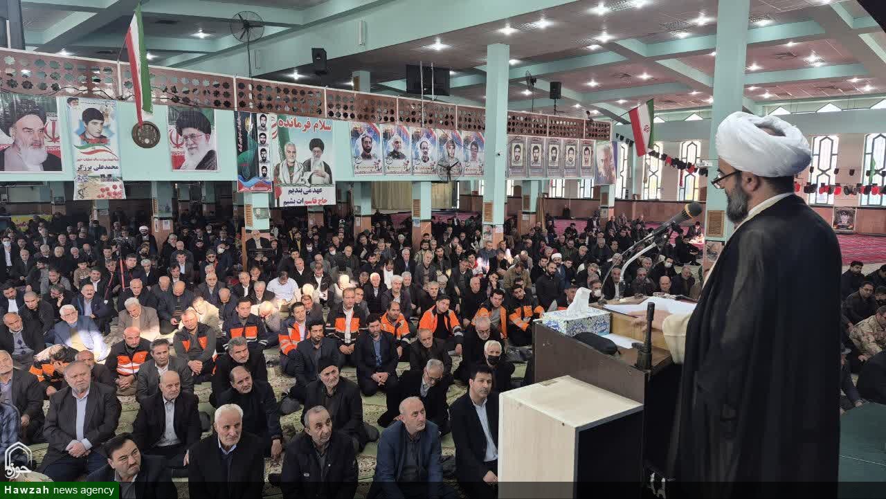 تصاویر/ اقامۀ نماز جمعه شهرستان پارس آباد