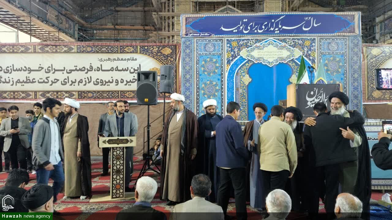 تجلیل از دانش آموزان خوزستانی افتخارآفرین علمی در نماز جمعه اهواز